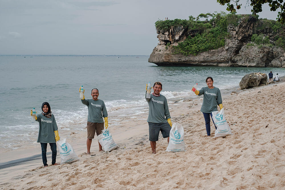 Plastic Bank collection community members in Bali Indonesia